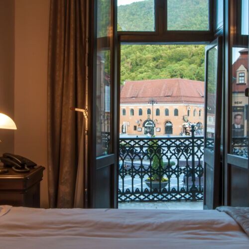 cazare brasov 24 ianuarie travelminit hotel apartament