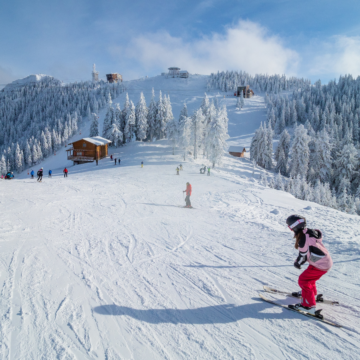 Vacanță la schi: iarna pe care ai așteptat-o este aici