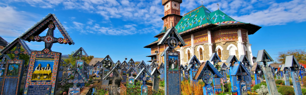 Paște în Maramureș: autenticitate și odihnă absolută în 2026 Slujba de Înviere la bisericile de lemn seculare