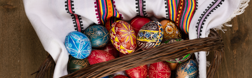 Paște în Bucovina: Cum să trăiești tradiția autentică în 2026