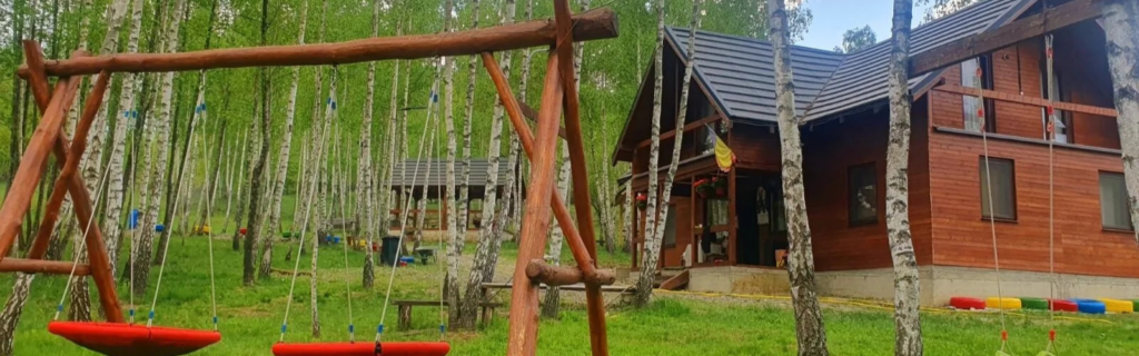 Cabana Cu Mesteceni, Văleni: o îmbrățișare caldă a naturii