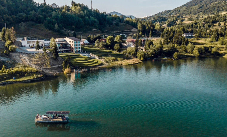 Villa Galleria Colibița: evadare de lux la Marea de la Munte