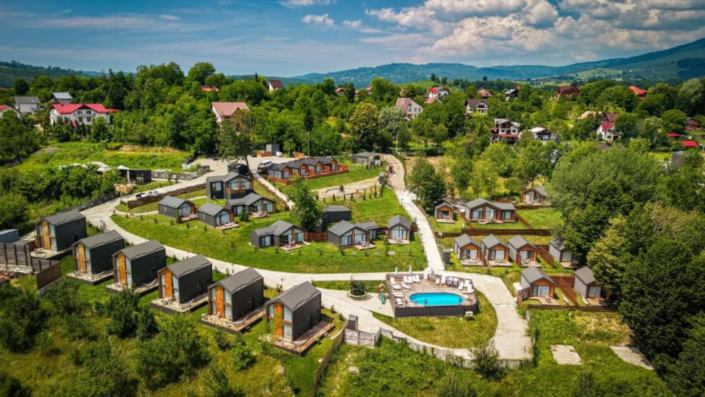 Moon Village Comarnic: oaza de liniște de la poalele munților Moon Village Comarnic: oaza de liniște de la poalele munților