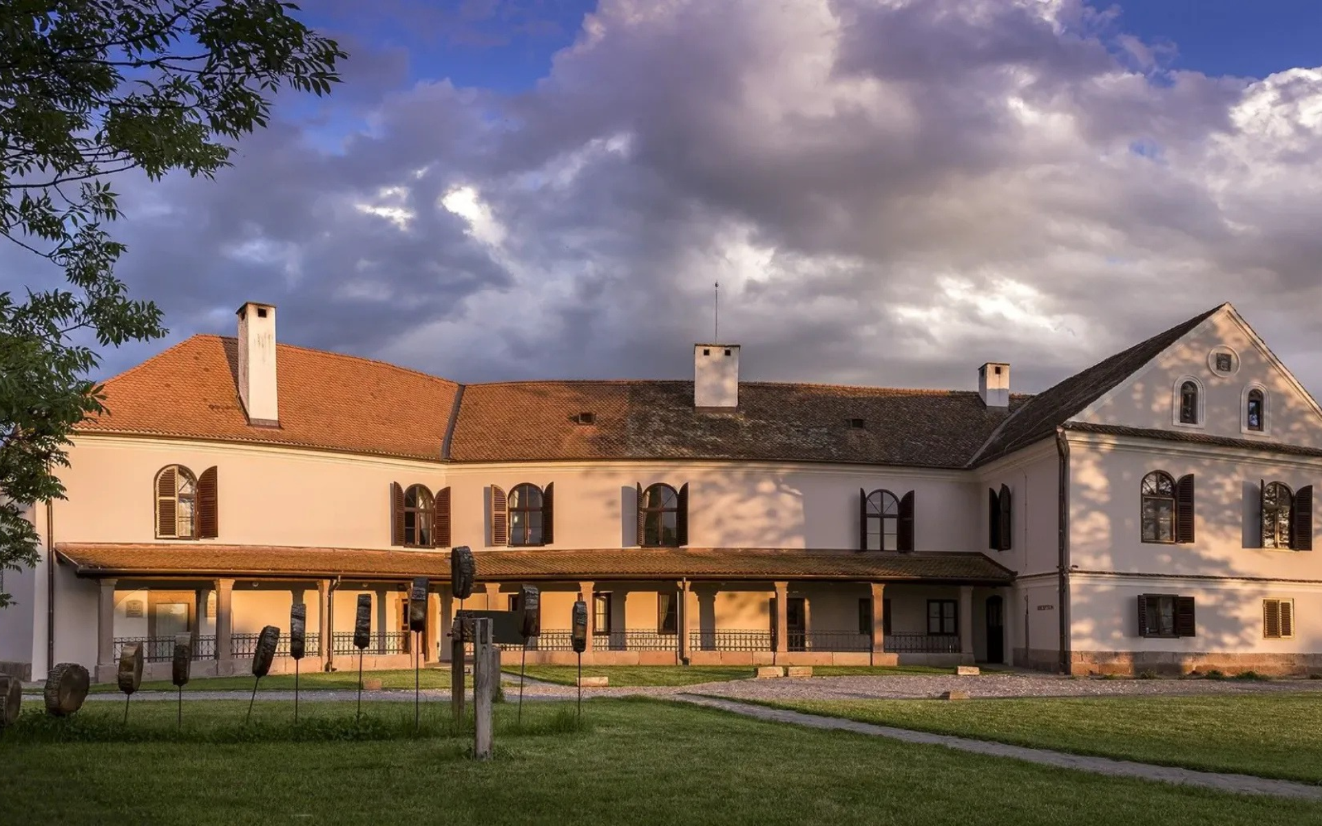 Călătorie în timp cu rafinament: magia de la Castel Hotel Daniel Tălișoara